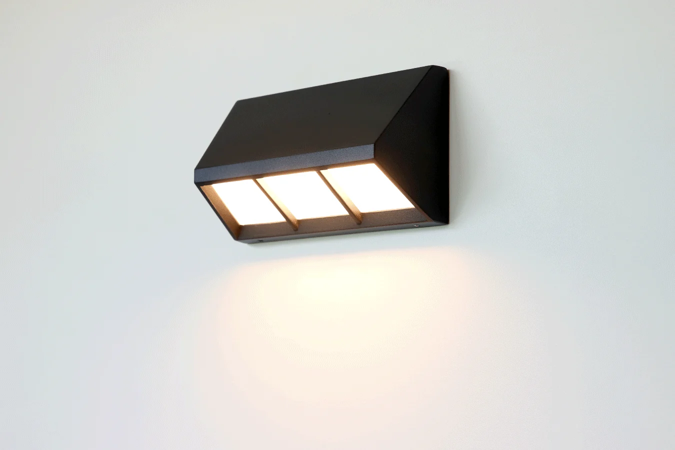 리브로 LED 벽등 8W 제조사 상세 정보